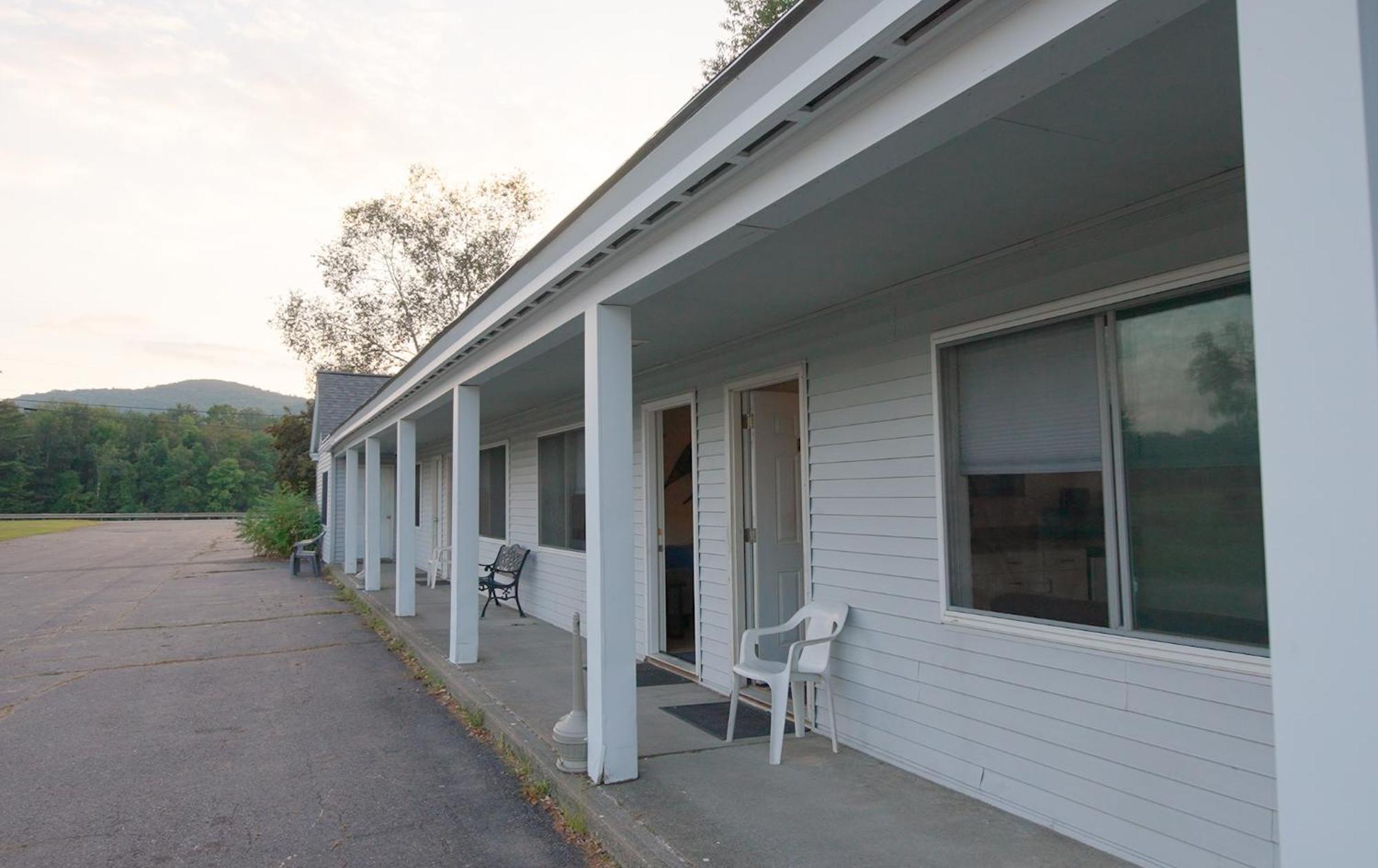 Bingham Motor Inn Eksteriør bilde